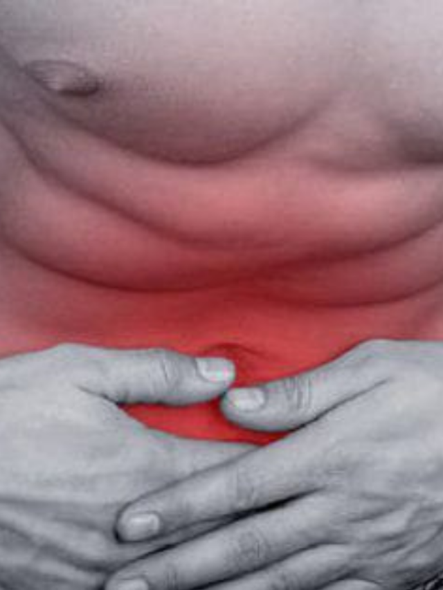 गड़बड़ रहता है पाचन तो इन चीजों से तुरंत बना लें दूरी