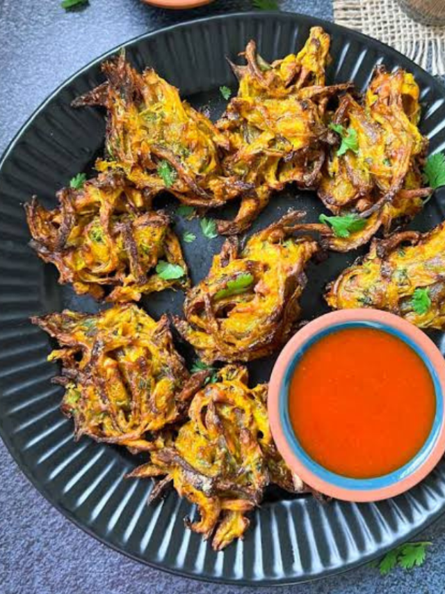 प्याज का पकौड़ा बनाने की ये हैं सही रेसिपी